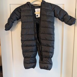 GAP Kids Charcoal Puffer Footie